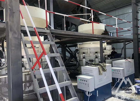 圓錐破碎機(jī) 圓錐破碎機(jī)