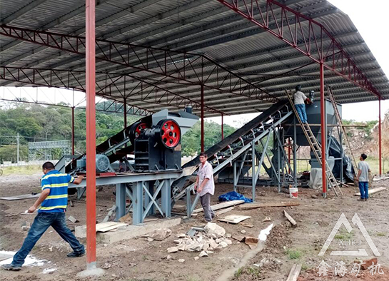 顎式破碎機(jī)