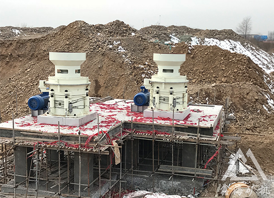 圓錐破碎機(jī) 圓錐破碎機(jī)